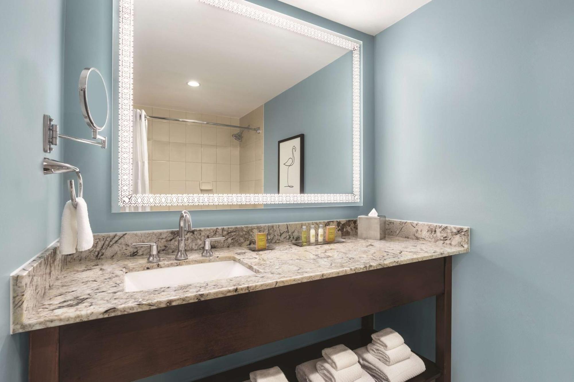 Doubletree By Hilton Tampa Rocky Point Waterfront 호텔 외부 사진