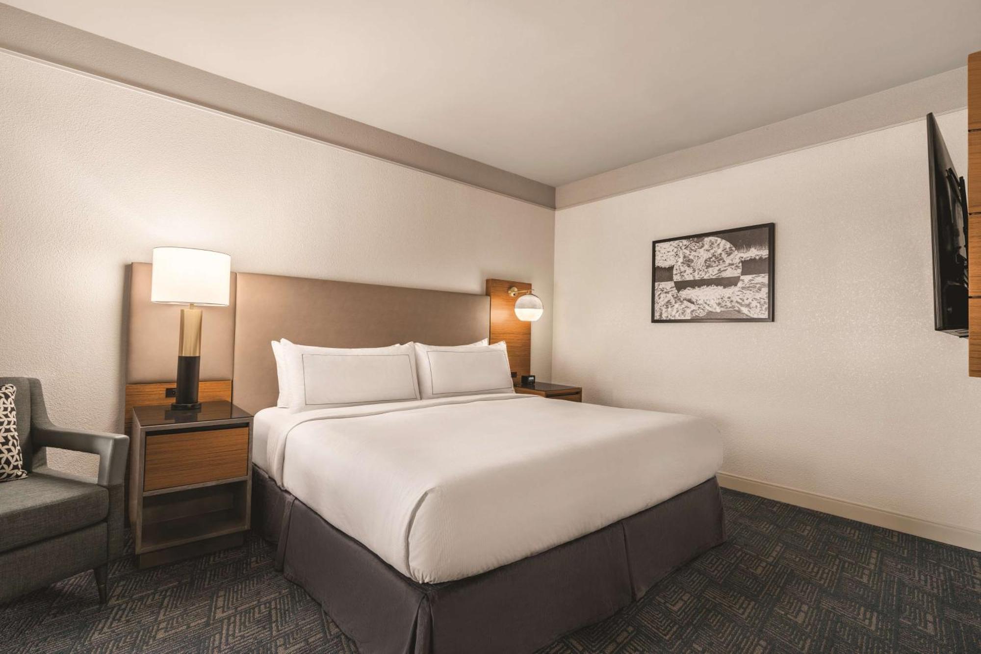 Doubletree By Hilton Tampa Rocky Point Waterfront 호텔 외부 사진