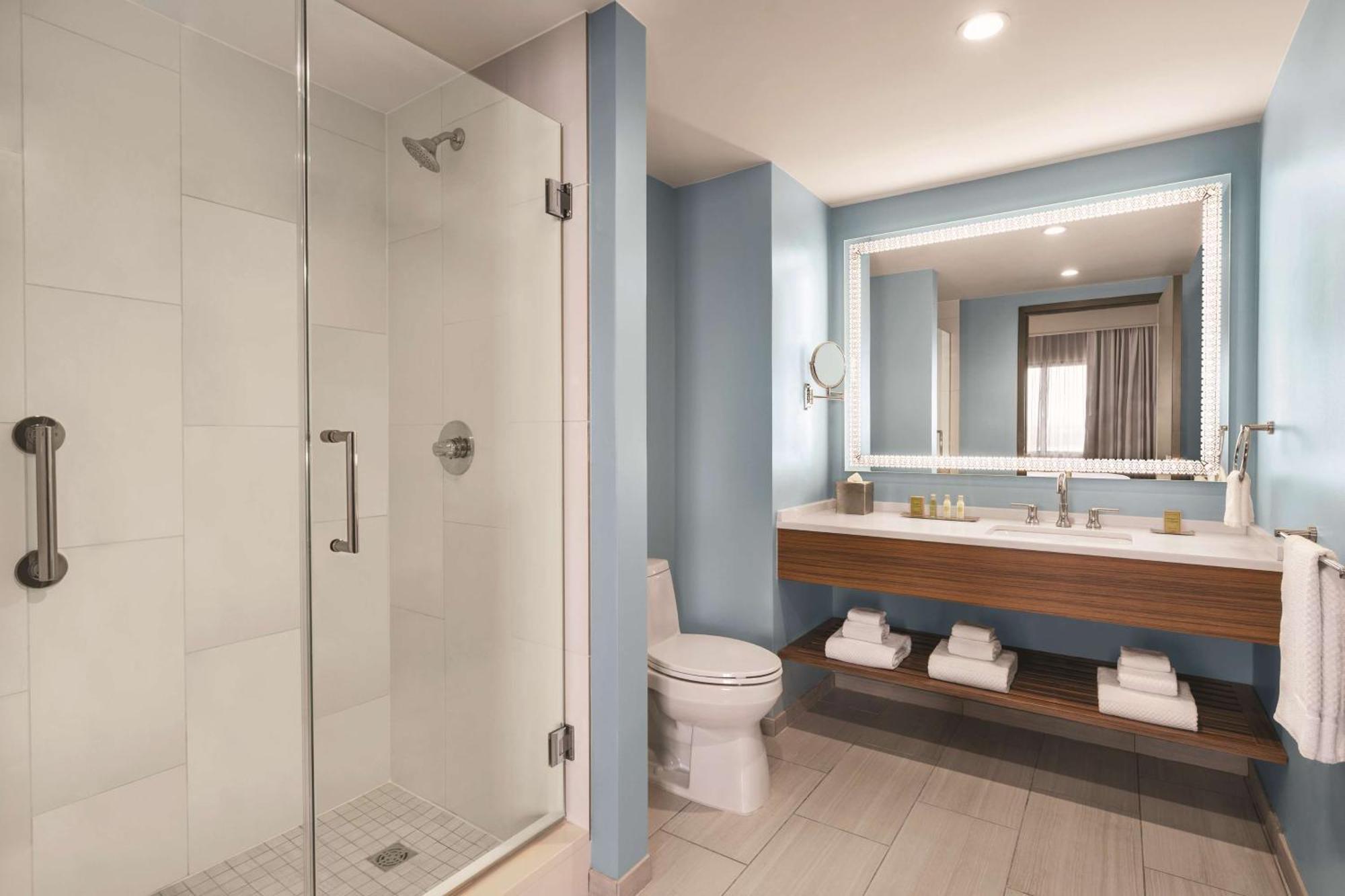 Doubletree By Hilton Tampa Rocky Point Waterfront 호텔 외부 사진