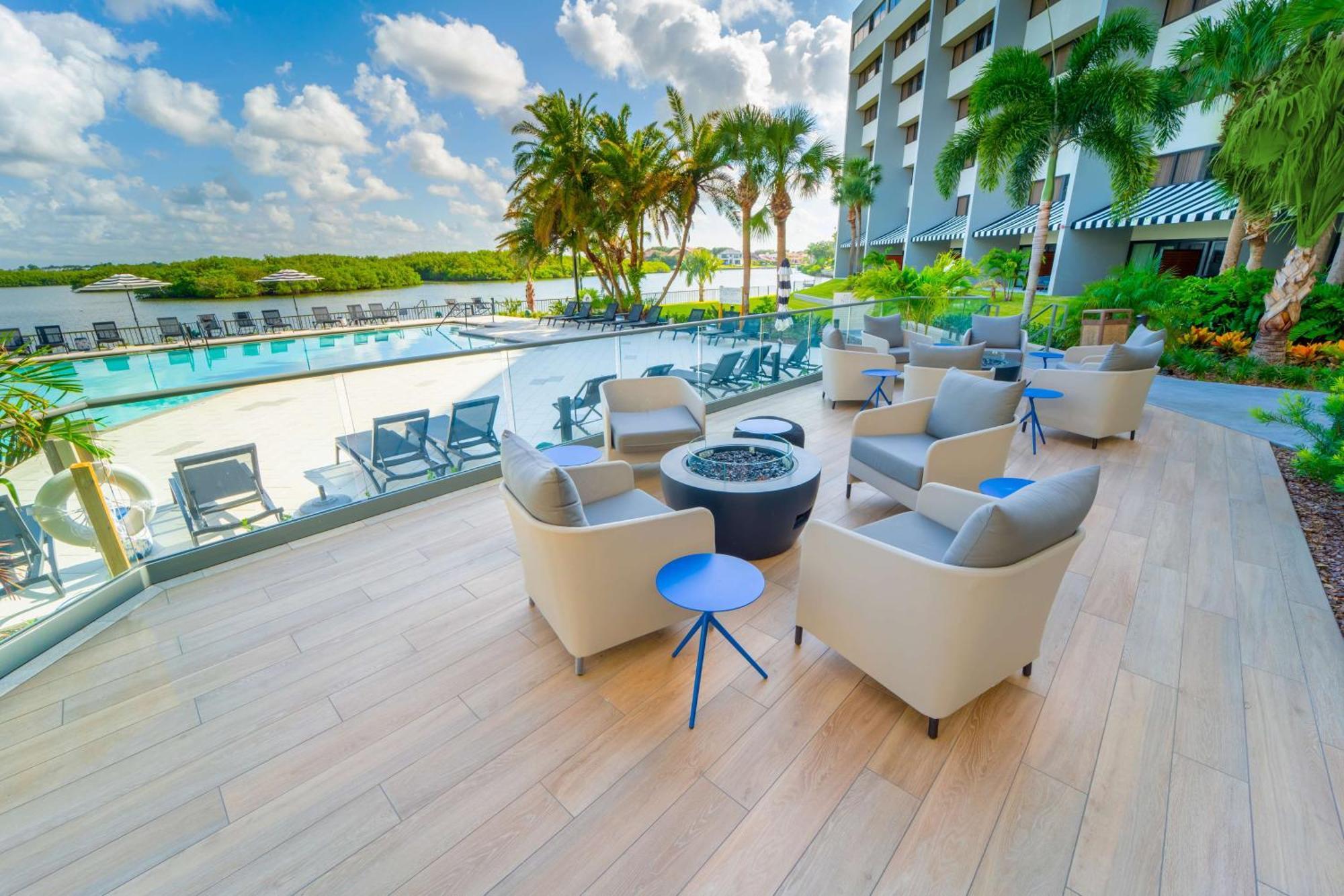 Doubletree By Hilton Tampa Rocky Point Waterfront 호텔 외부 사진